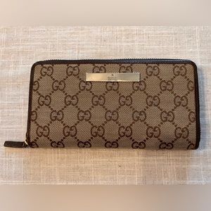 Gucci GG wallet
